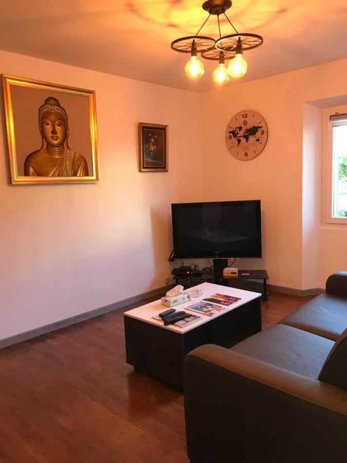 Bed and Breakfast Avenue De La Gare Riscle Экстерьер фото